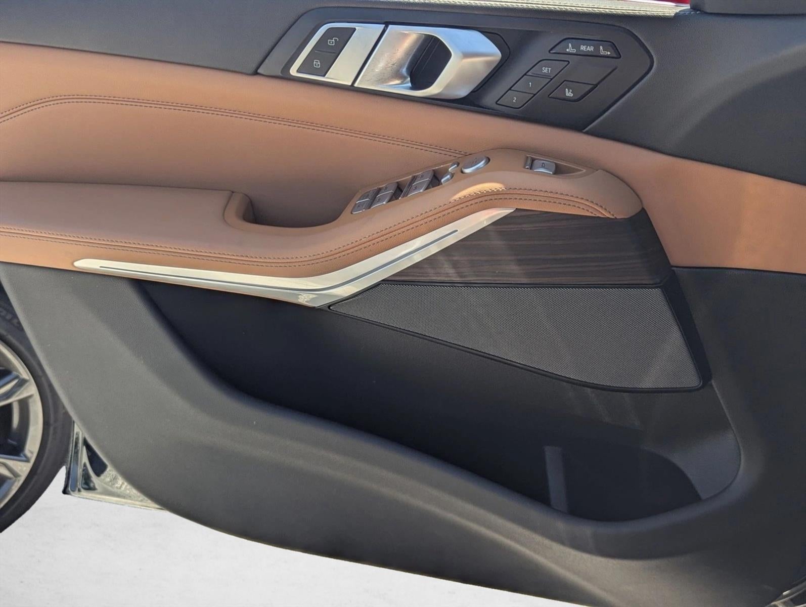 2024 BMW X7 xDrive40i Sports Activity Vehicle