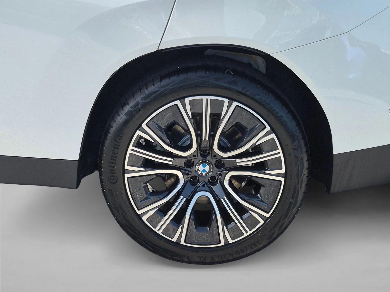 2026 BMW X3 30 - Photo 9