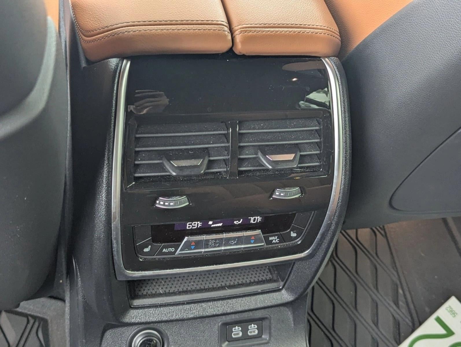 2022 BMW X7 xDrive40i Sports Activity Vehicle