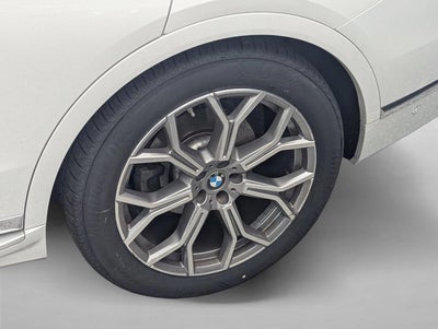 2022 BMW X7 xDrive40i Sports Activity Vehicle