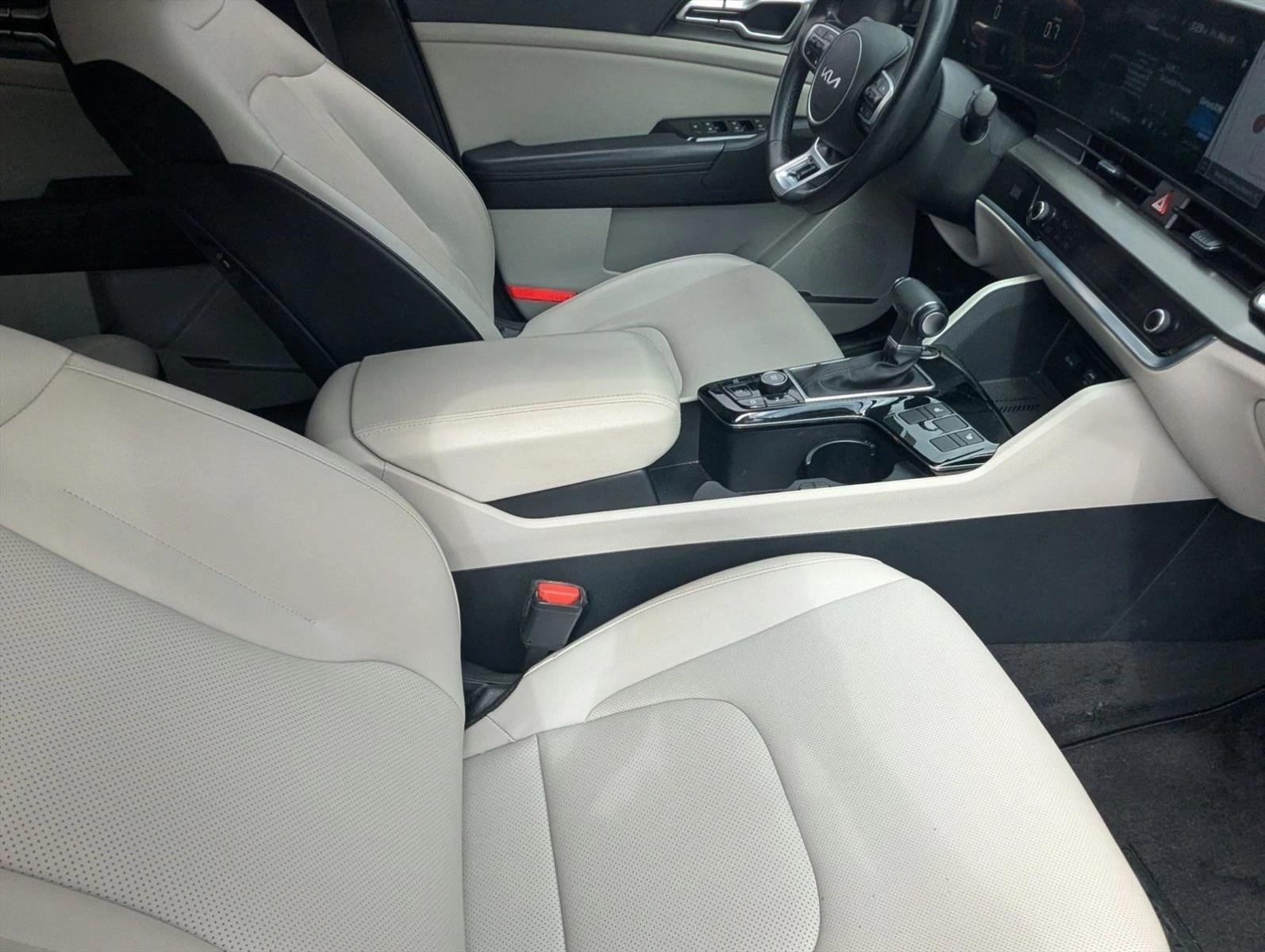 2024 Kia Sportage EX FWD