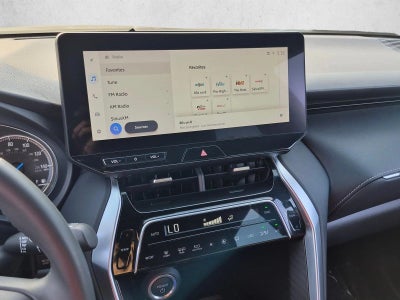 2024 Toyota Venza XLE AWD (SE)