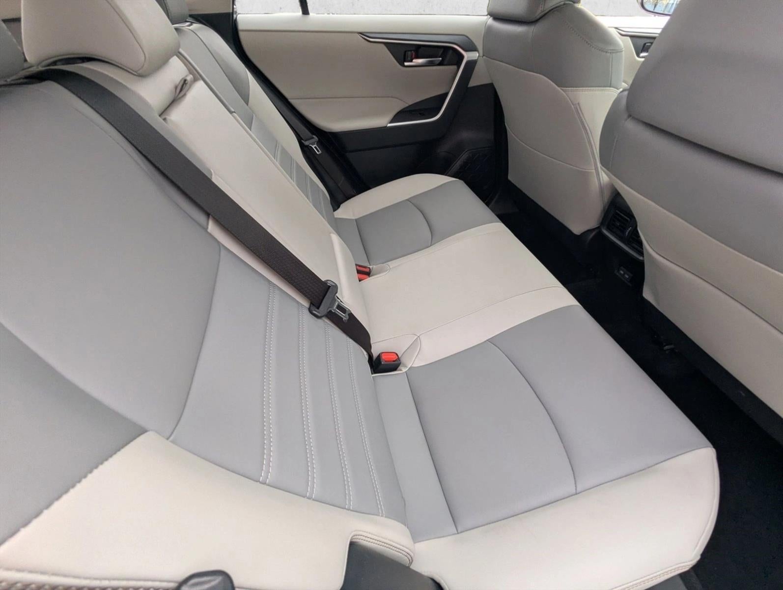 2023 Toyota RAV4 XLE Premium FWD (Natl)