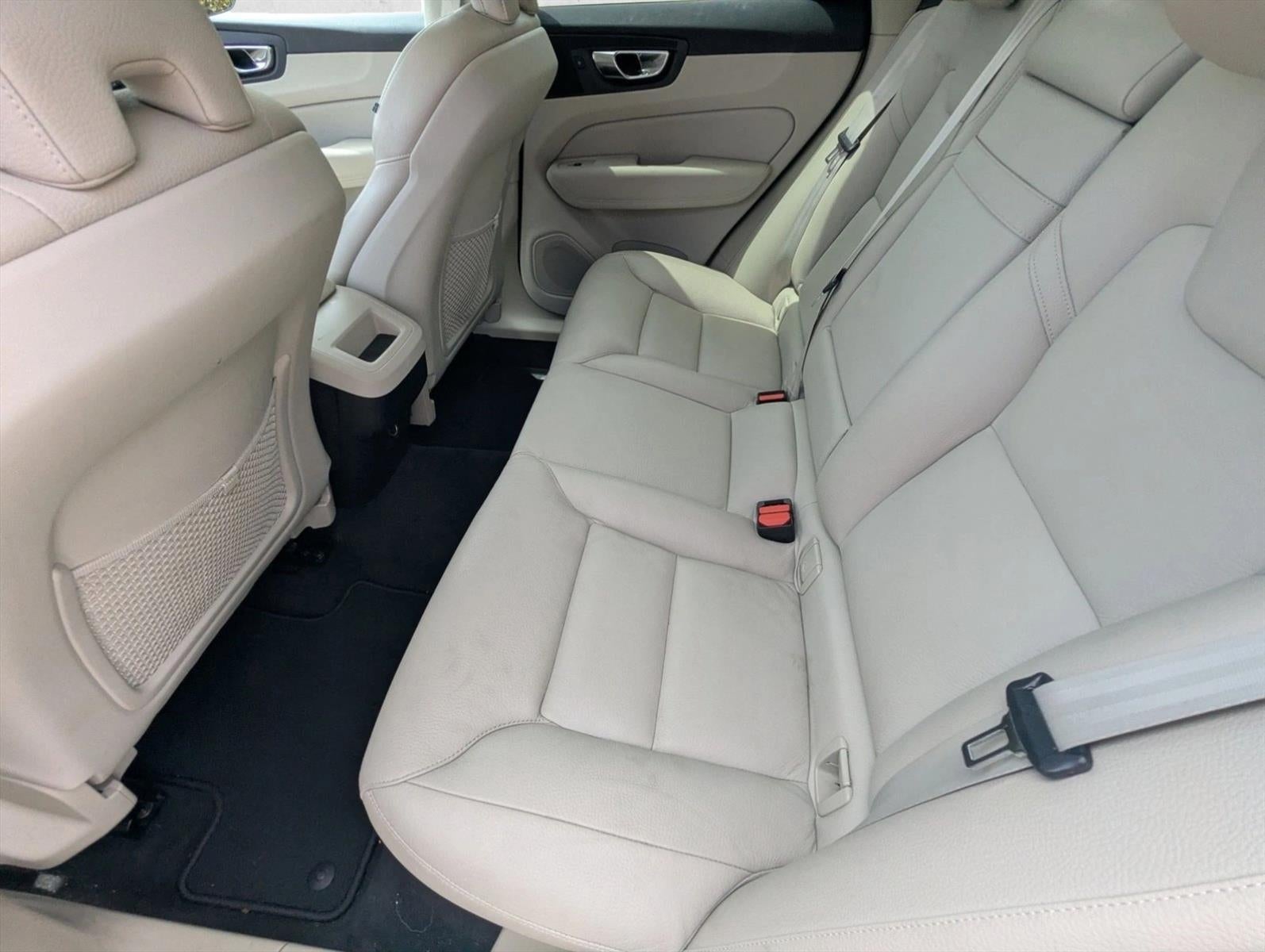 2019 Volvo XC60 T5 FWD Momentum