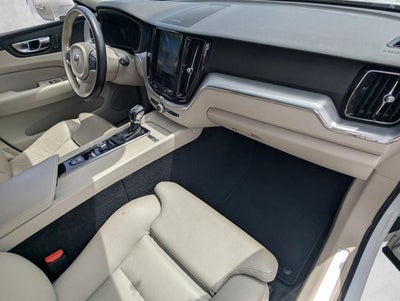 2019 Volvo XC60 T5 FWD Momentum