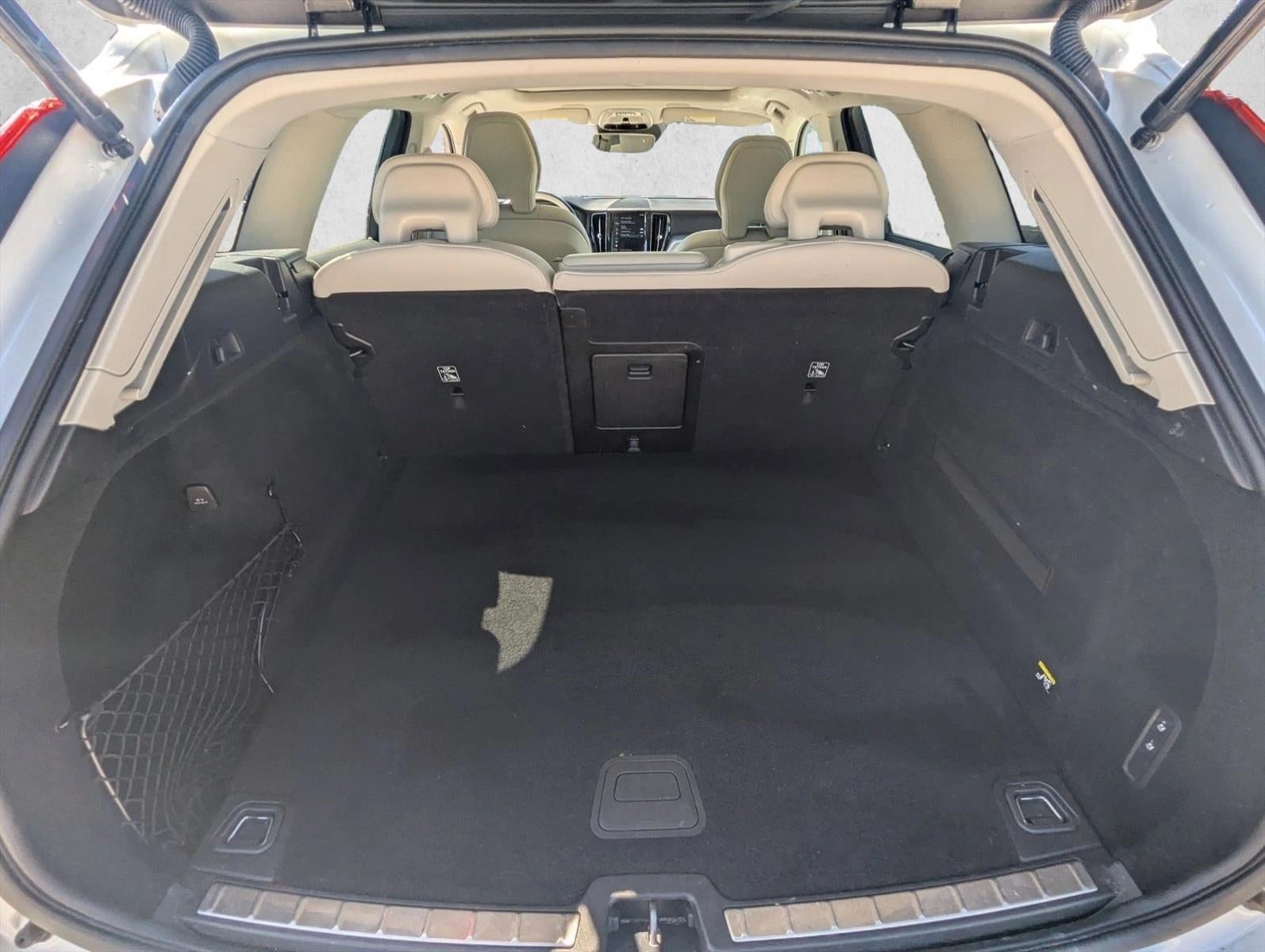2019 Volvo XC60 T5 FWD Momentum