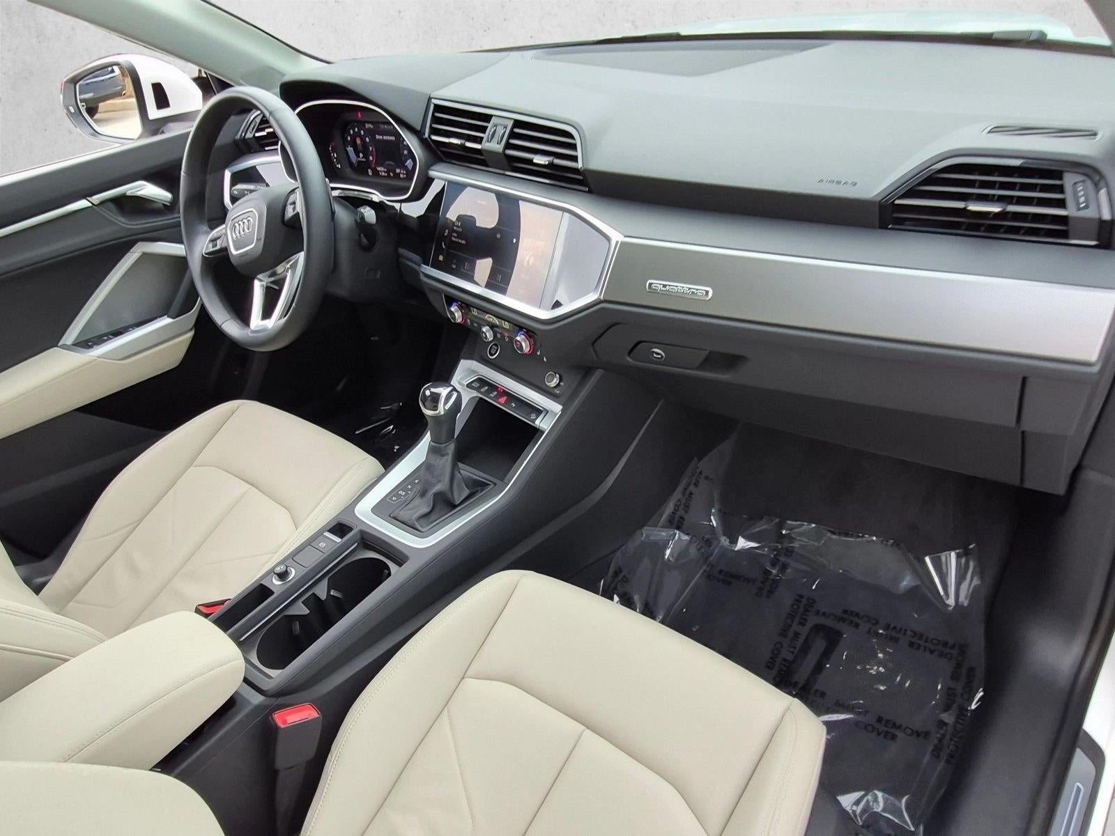 2023 Audi Q3 S line Premium 45 TFSI quattro