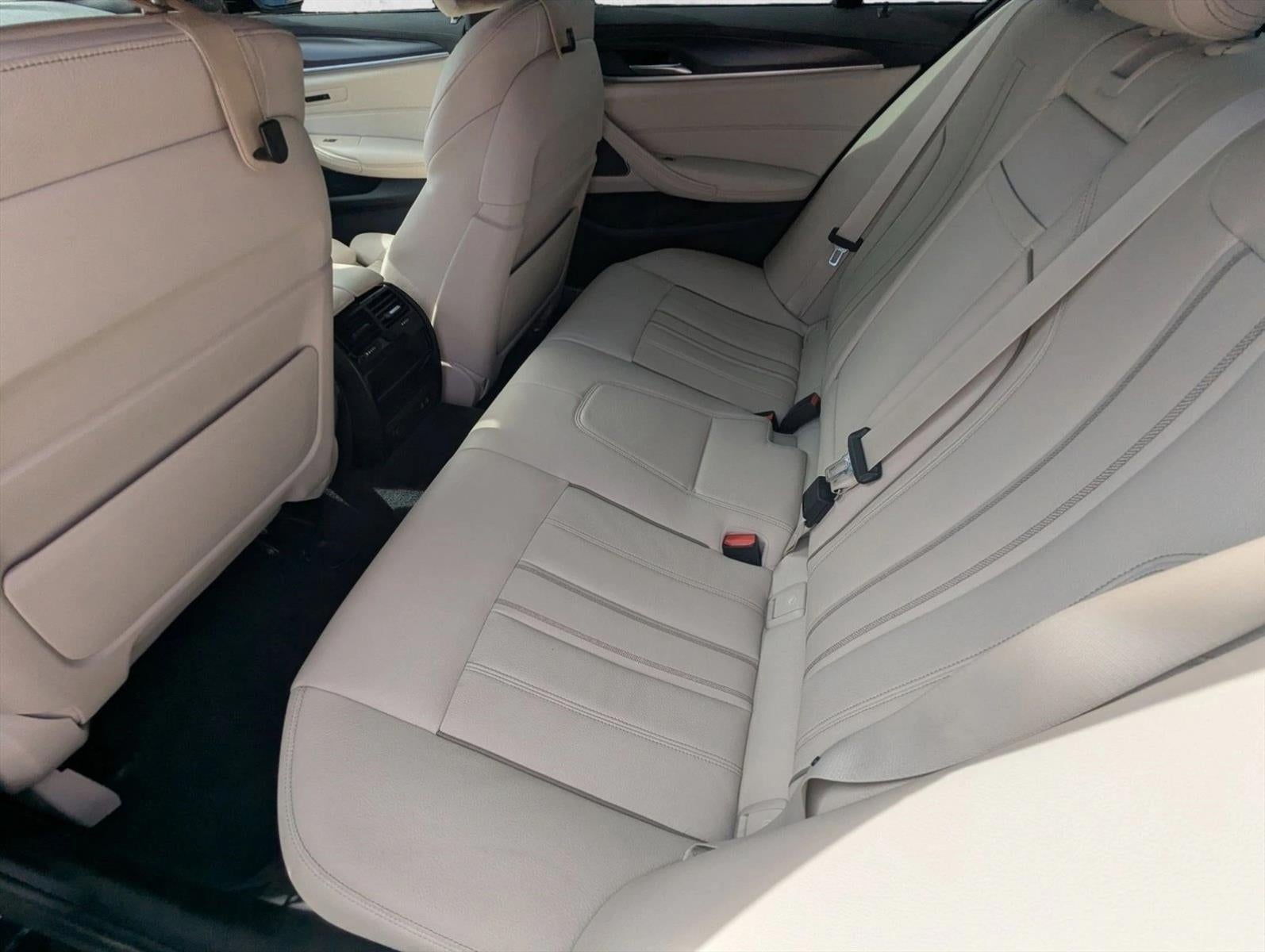 2023 BMW M550i xDrive Sedan