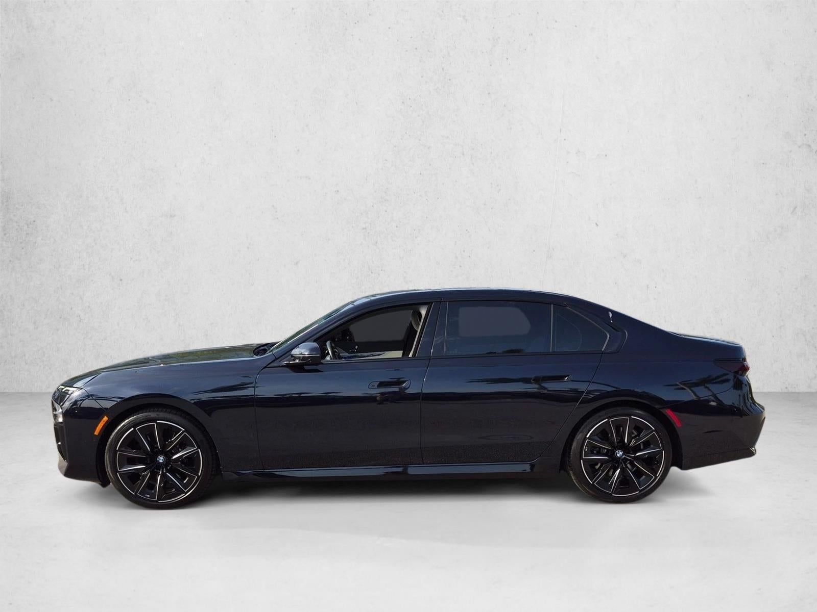 2023 BMW 740i Sedan