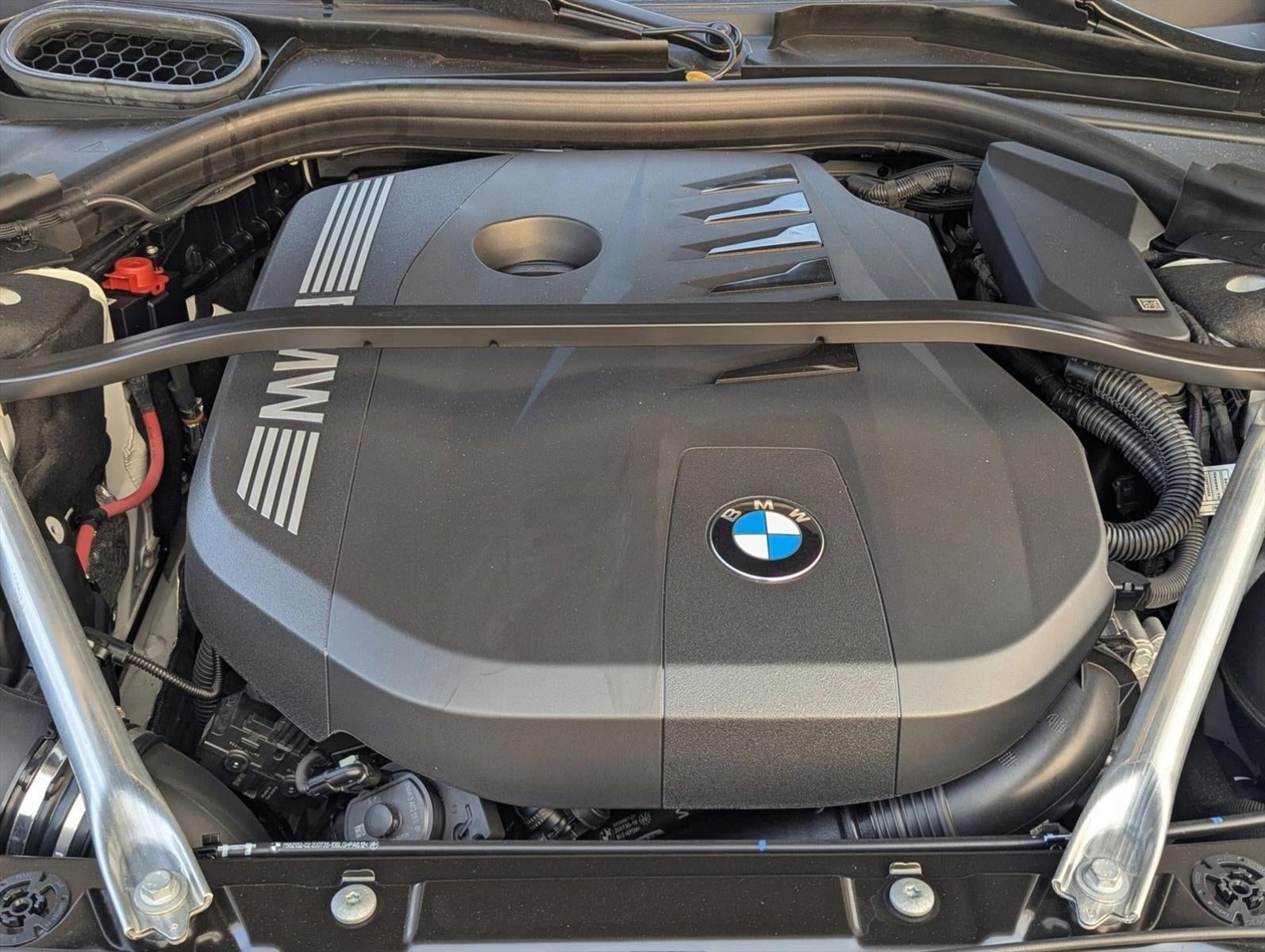 2025 BMW 740i Sedan