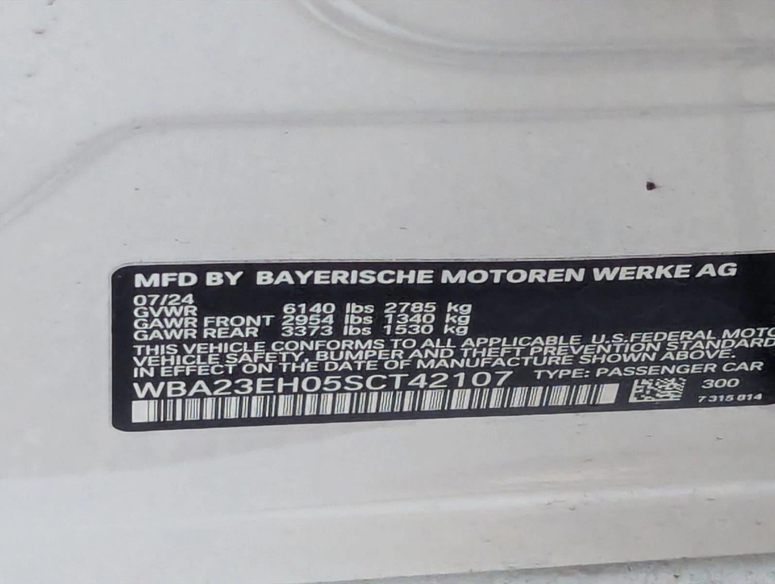 2025 BMW 740i Sedan