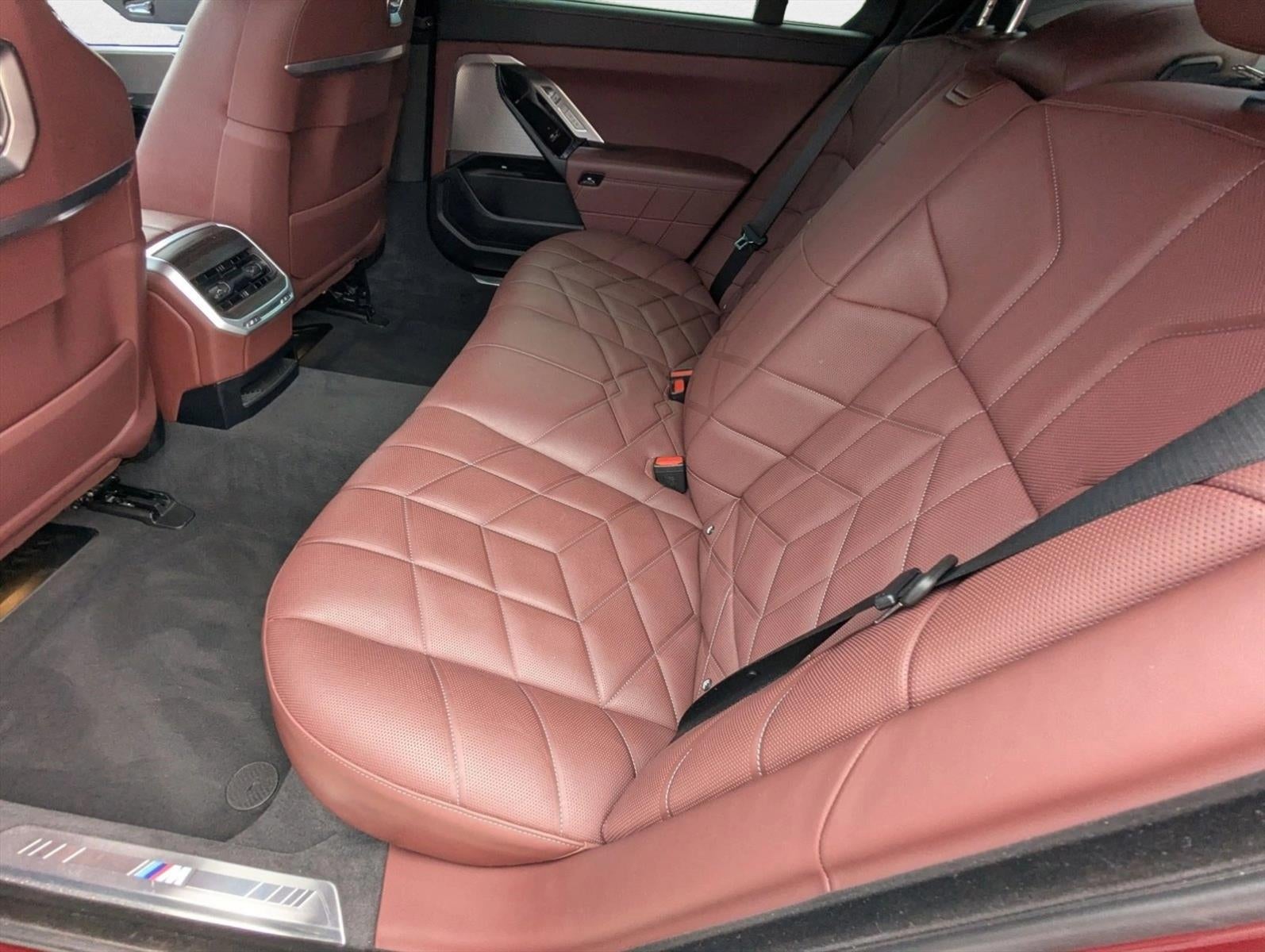 2023 BMW 760i xDrive Sedan