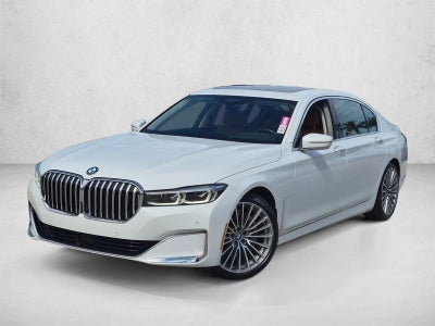 2022 BMW 740i Sedan