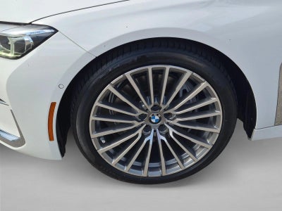2022 BMW 740i Sedan