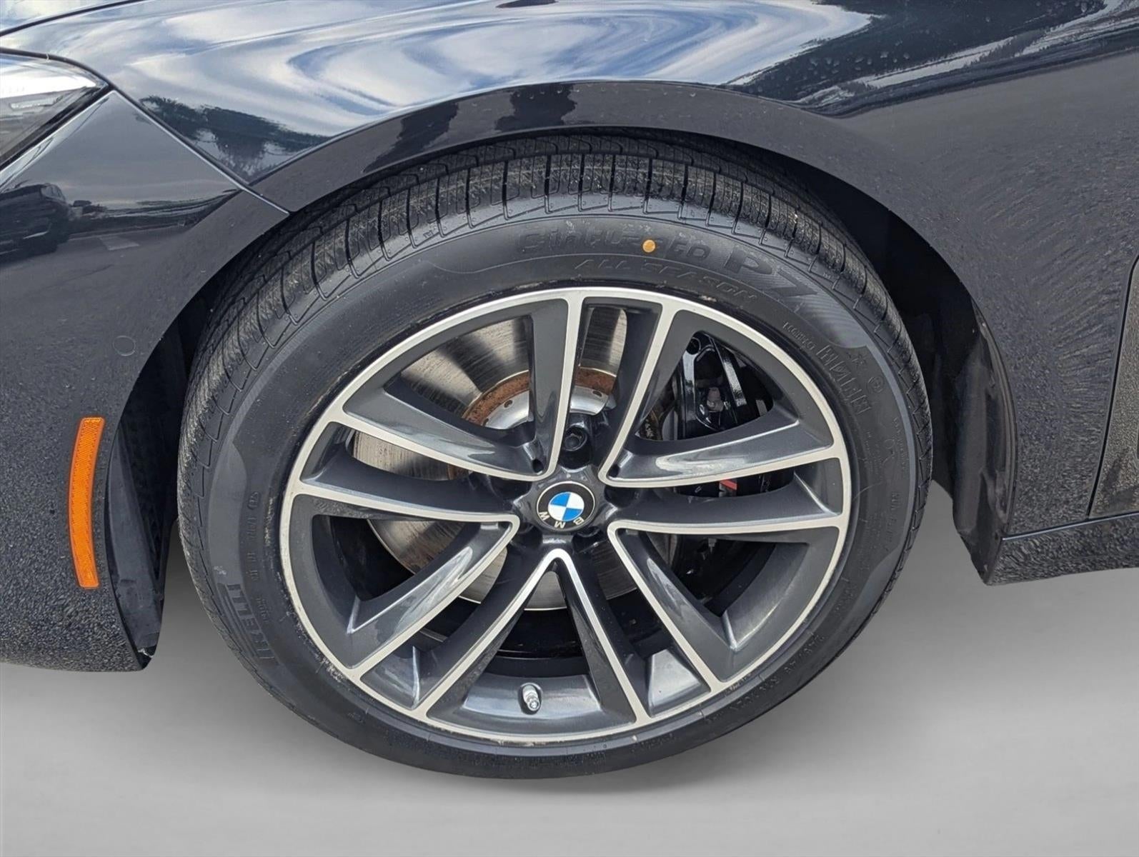 2022 BMW 740i xDrive Sedan