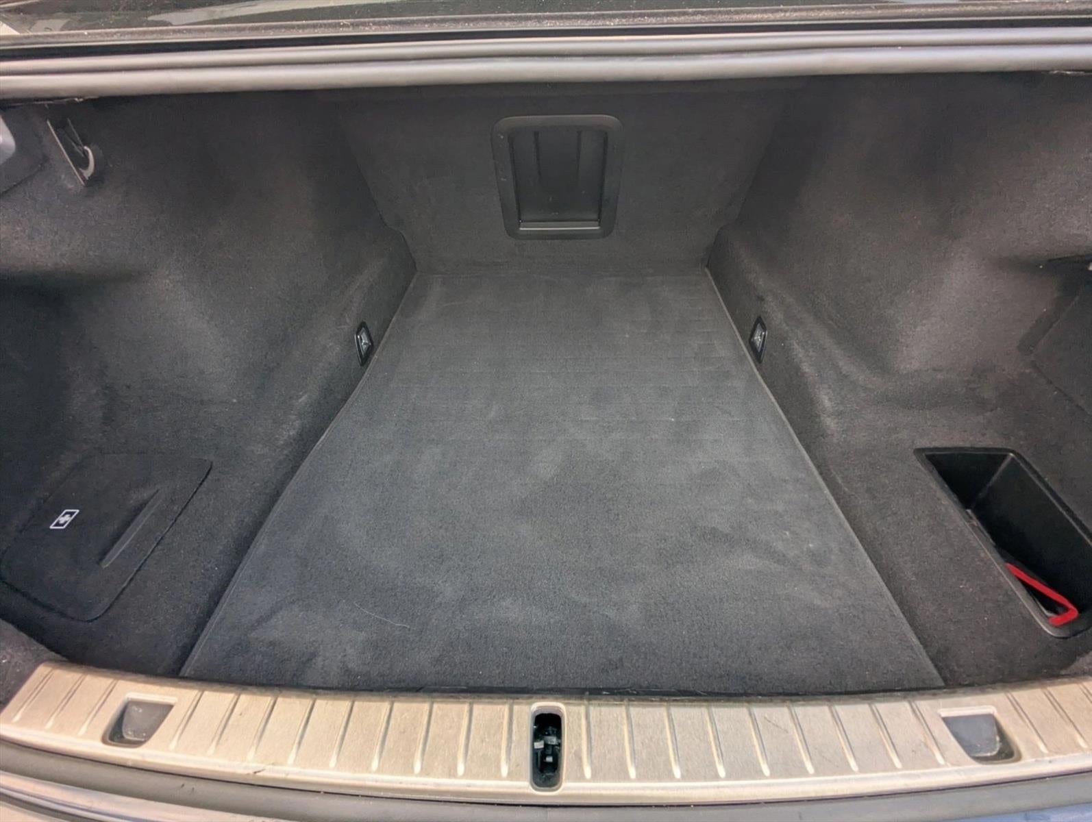 2022 BMW 740i xDrive Sedan