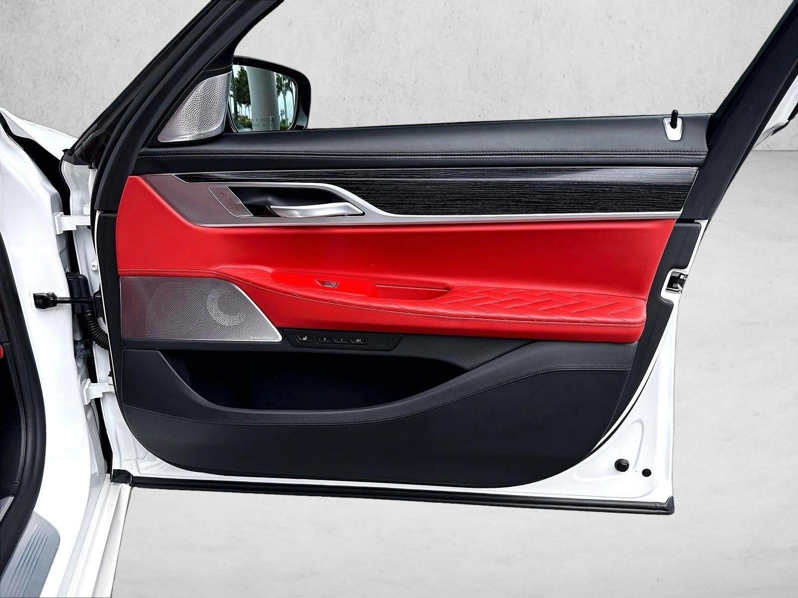 2022 BMW 750i xDrive Sedan