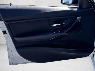 2018 BMW 320i Sedan