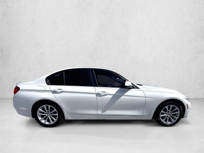 2018 BMW 320i Sedan