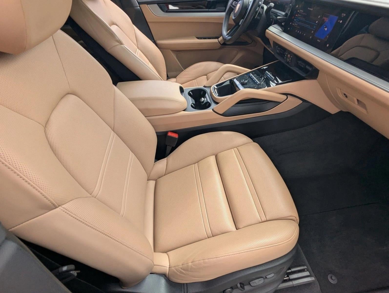 2024 Porsche Cayenne AWD