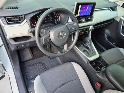 2023 Toyota RAV4 XLE FWD (GS)