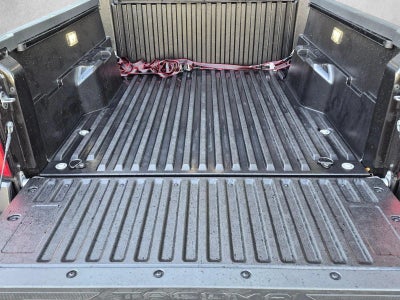 2026 Toyota Tacoma 4WD 4WD SR Double Cab 5' Bed AT (GS)