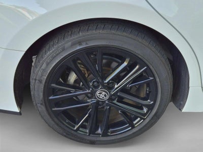 2025 Toyota Camry SE (Natl)