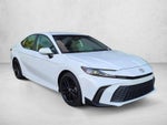 2025 Toyota Camry SE (Natl)