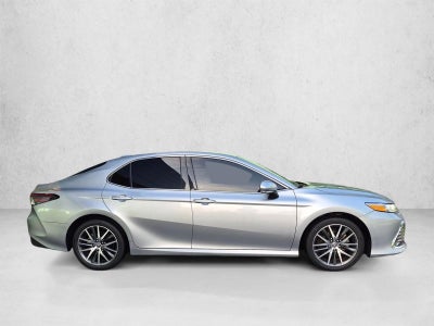 2024 Toyota Camry XLE Auto (SE)