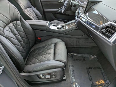 2025 BMW X6 M60i Sports Activity Coupe