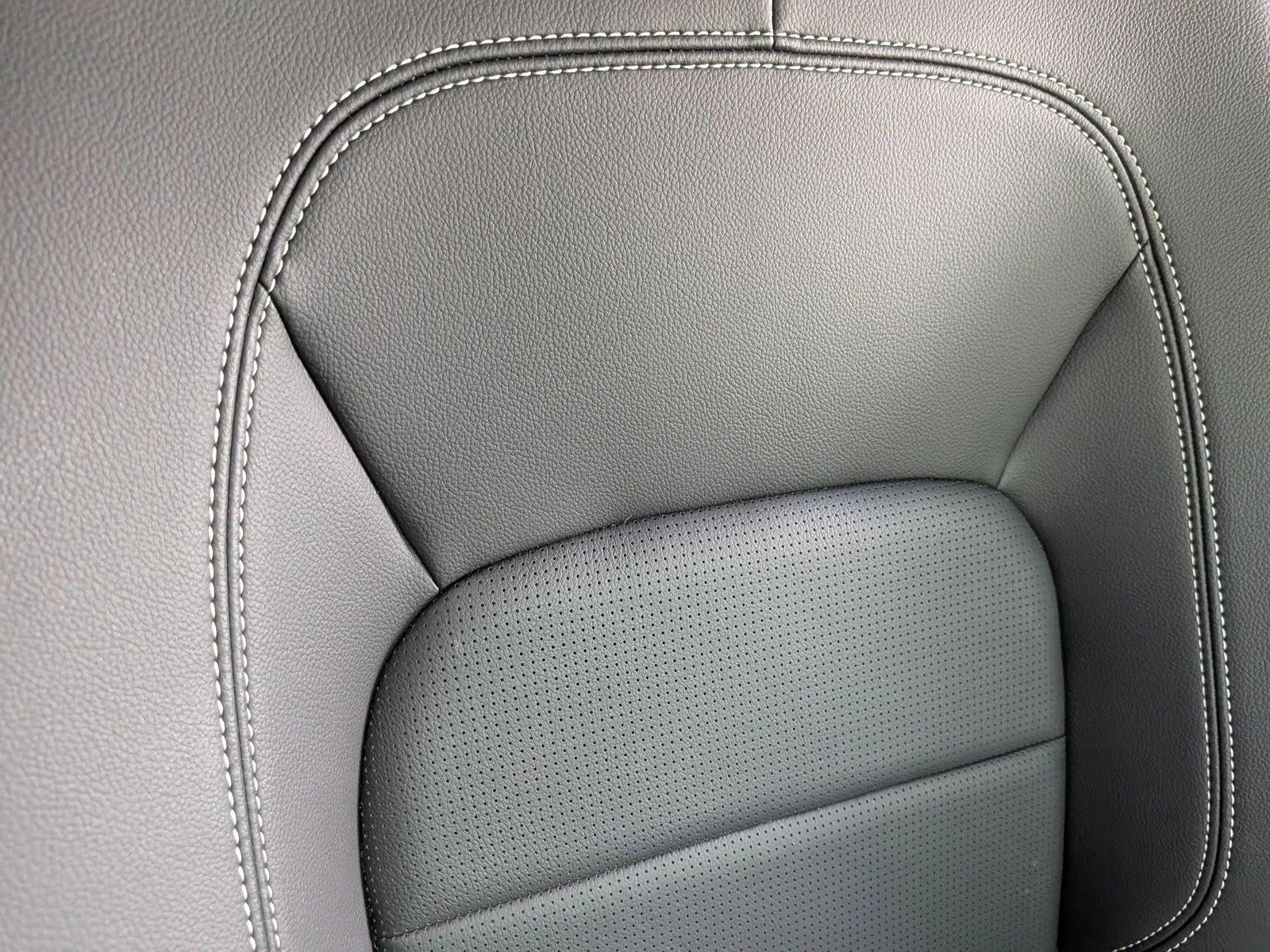 2024 Jaguar E-PACE R-Dynamic SE P250 AWD