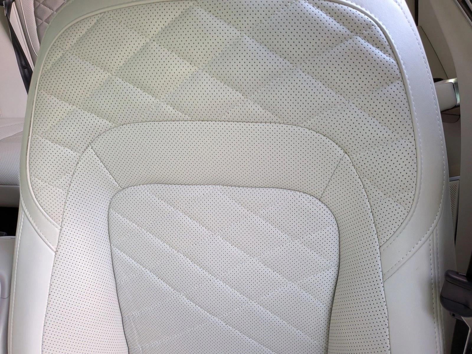 2022 Jaguar XF SE Sedan RWD