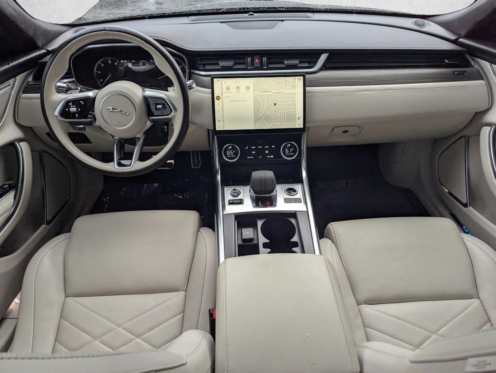 2022 Jaguar XF SE Sedan RWD