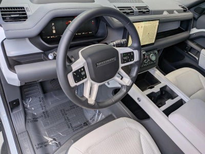 2025 Land Rover Defender 110 P400 X-Dynamic SE