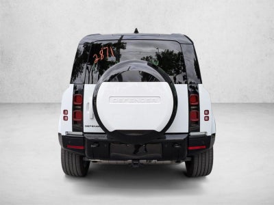 2025 Land Rover Defender 110 P400 X-Dynamic SE