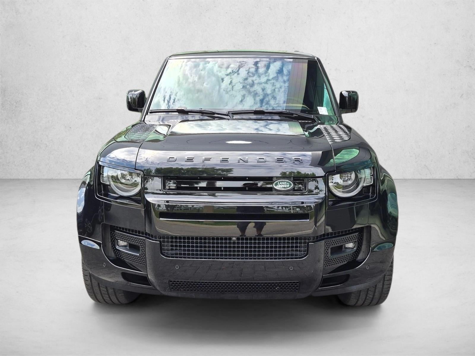 2025 Land Rover Defender 110 P400 X-Dynamic SE