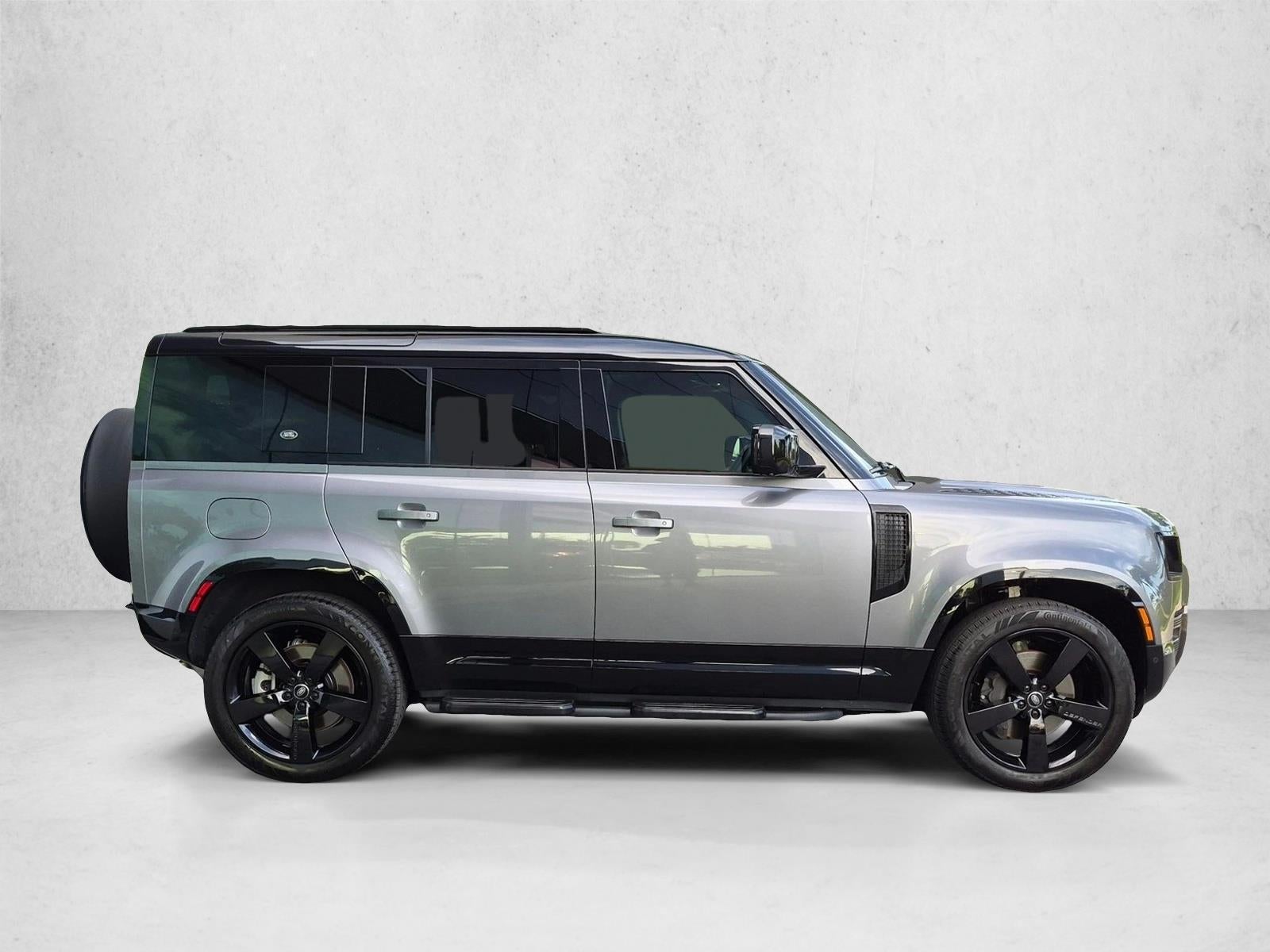 2024 Land Rover Defender 110 P400 X-Dynamic SE