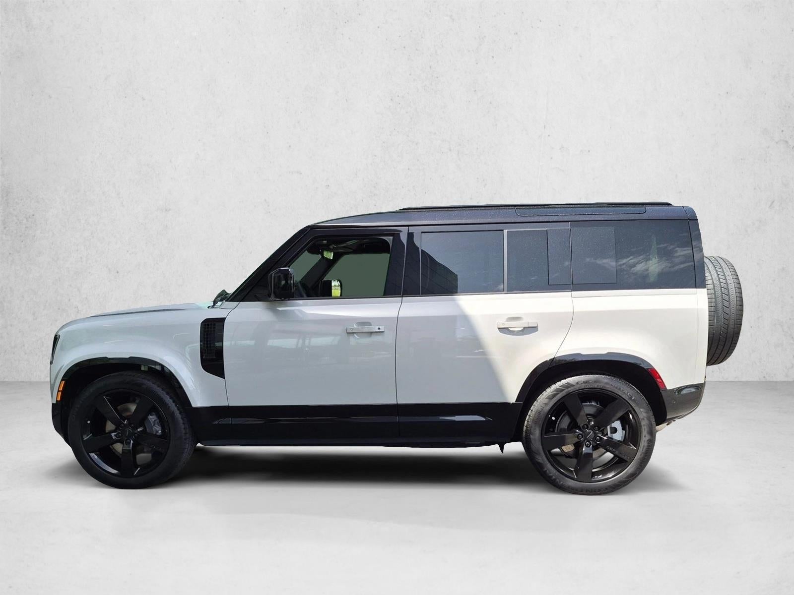 2026 Land Rover Defender 110 P400 X-Dynamic SE