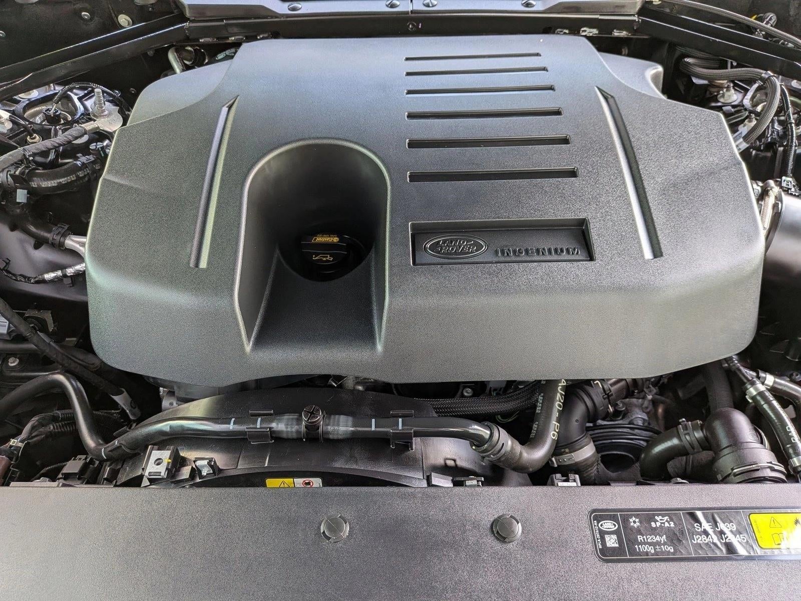2024 Land Rover Defender 130 P400 X-Dynamic SE