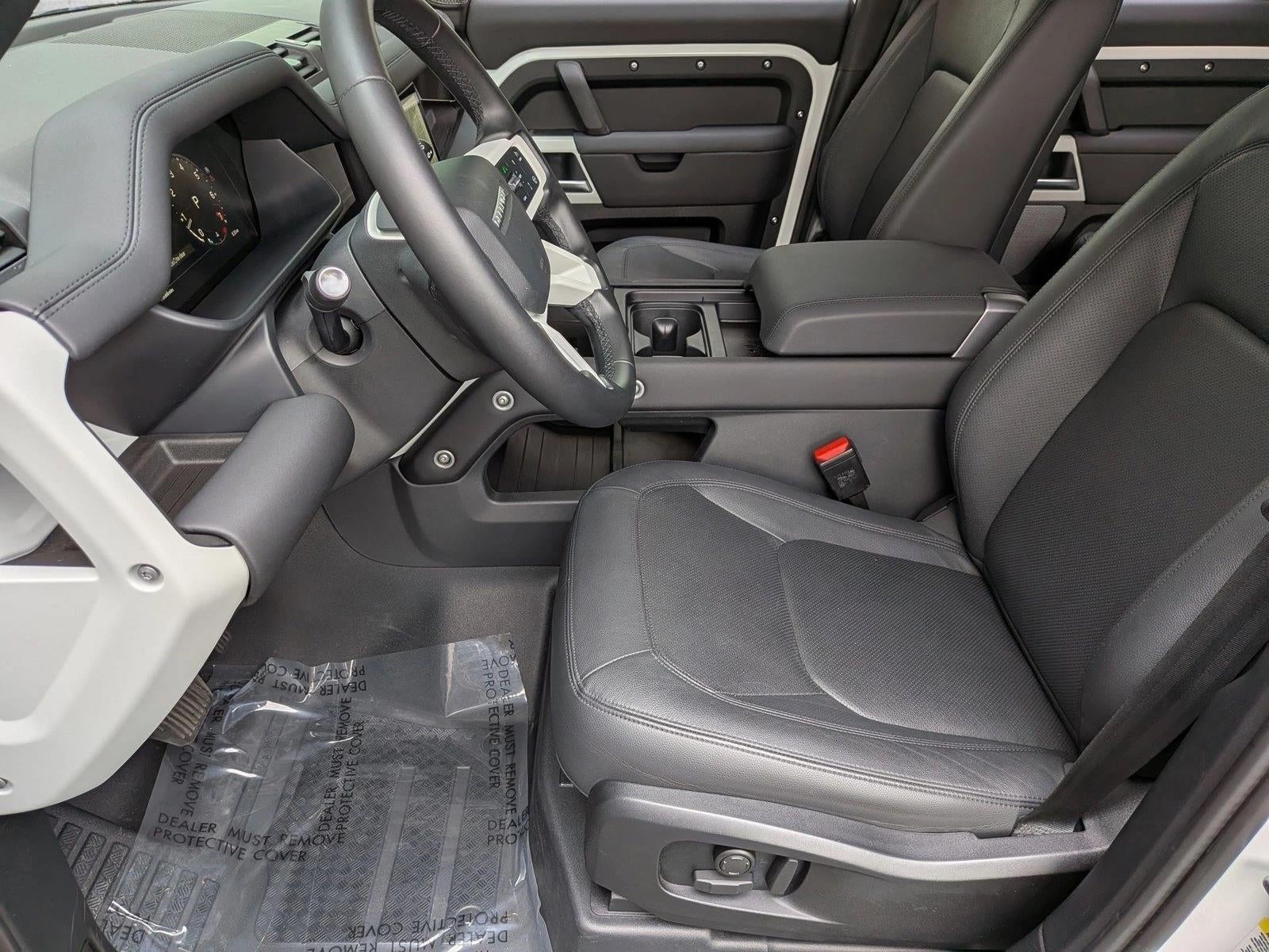 2024 Land Rover Defender 110 P300 S