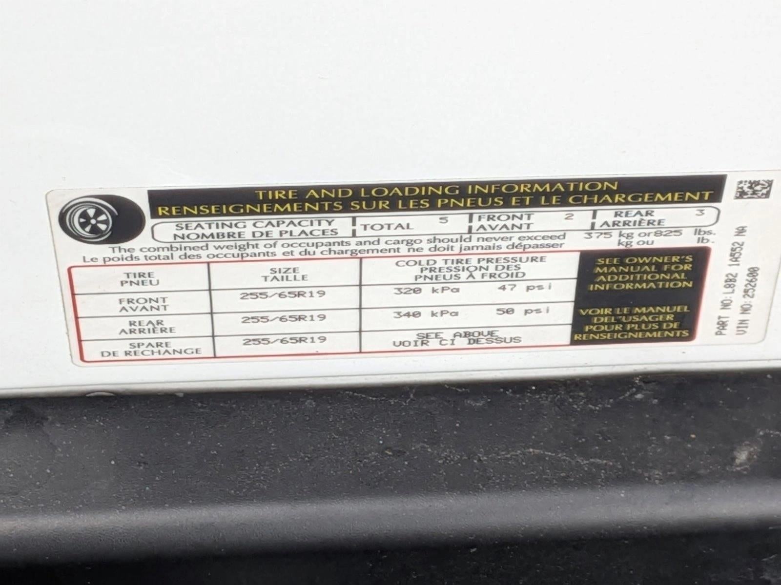 2024 Land Rover Defender 110 P300 S