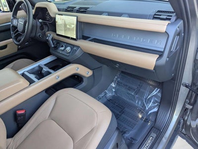 2025 Land Rover Defender 110 P400 X