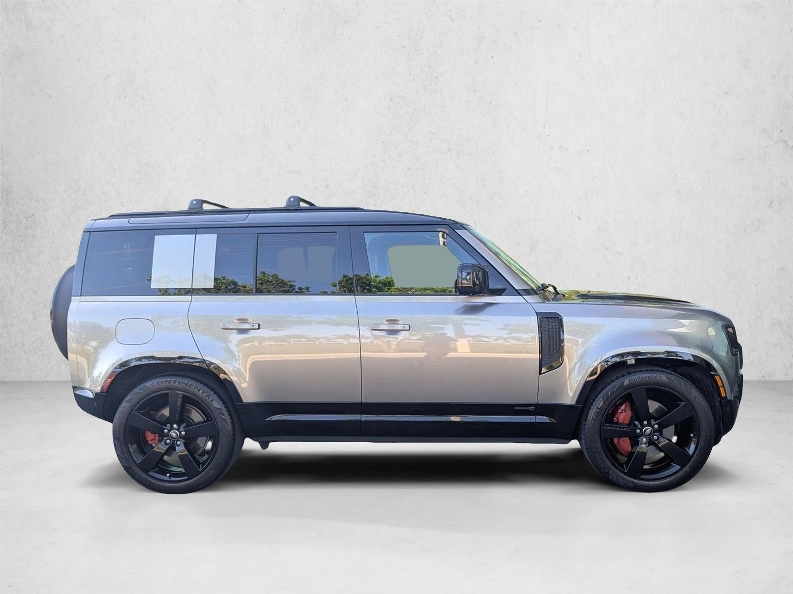 2025 Land Rover Defender 110 P400 X