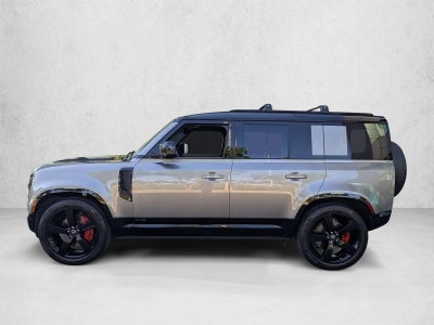 2025 Land Rover Defender 110 P400 X