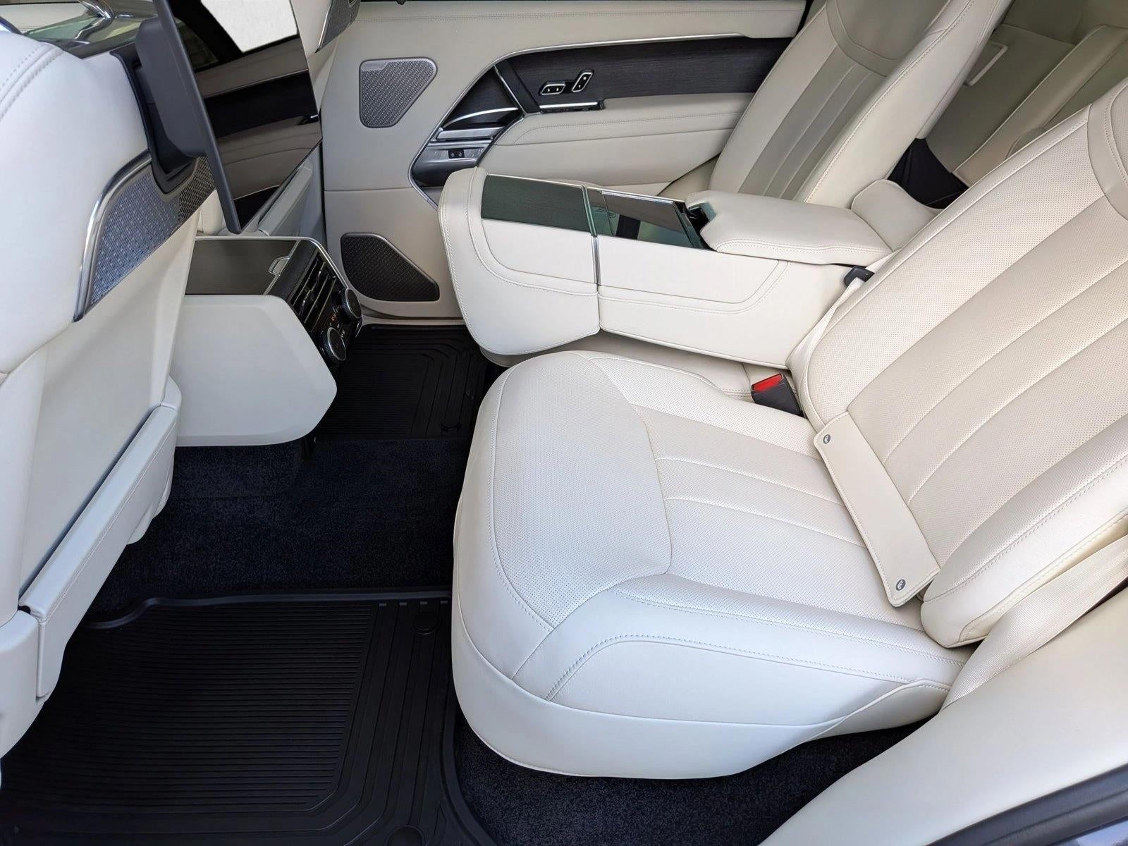 2024 Land Rover Range Rover P530 Autobiography LWB