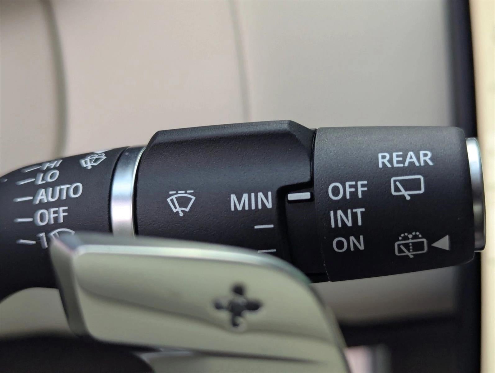 2025 Land Rover Range Rover P530 Autobiography LWB