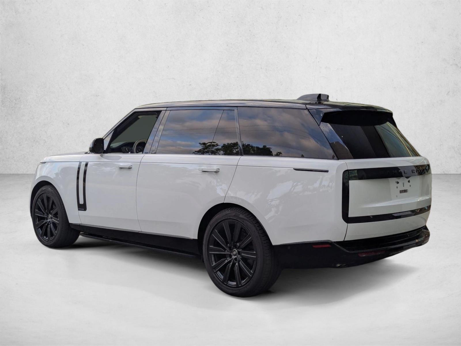 2025 Land Rover Range Rover P530 Autobiography LWB