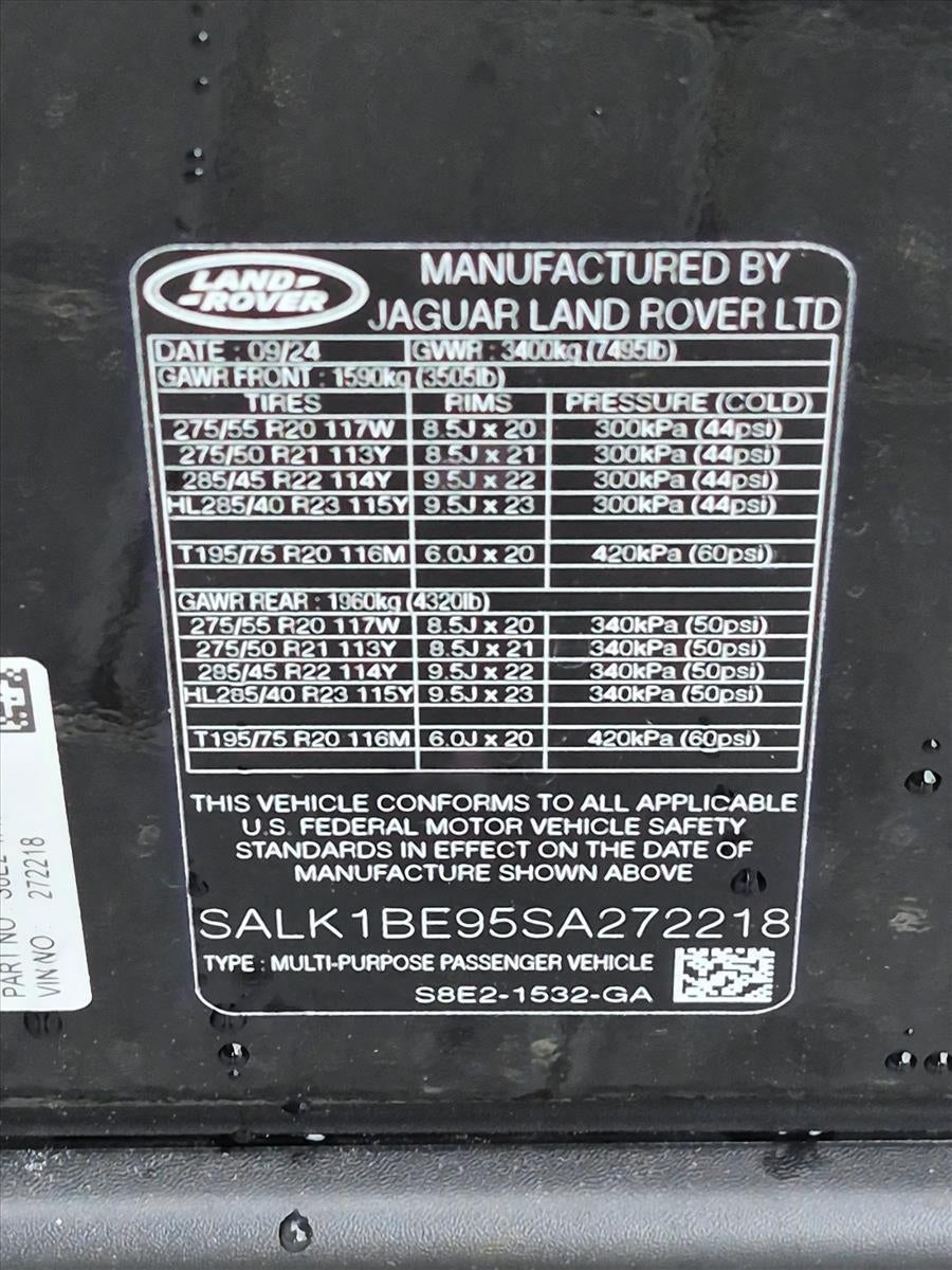 2025 Land Rover Range Rover P530 Autobiography LWB