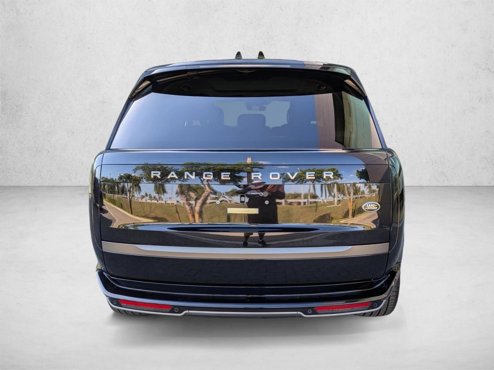 2023 Land Rover Range Rover P530 SE SWB