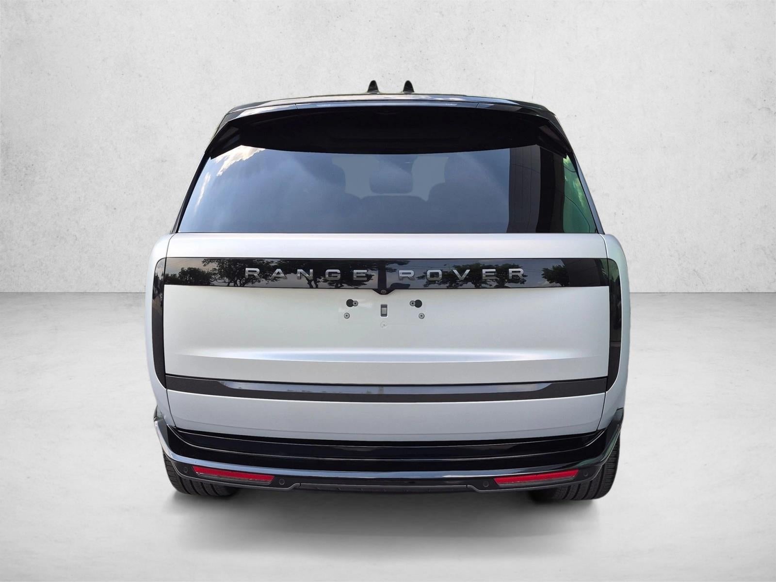2025 Land Rover Range Rover P530 SE SWB